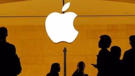 Apple cũng đang phát triển phiên bản Apple TV mới, nhưng ít có khả năng ra mắt trong đêm nay. Phiên bản này có chip mạnh hơn, điều khiển được nâng cấp.