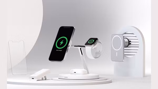 Bộ sạc MagSafe được dùng để sạc cho chiếc iPhone Xs Max khi ở trạng thái pin còn 1% và thiết bị ở Chế độ máy bay. Trong hai lần thử nghiệm, iPhone Xs Max đạt được lần lượt là 13% và 14% pin với thời gian 30 phút sạc bằng MagSafe.