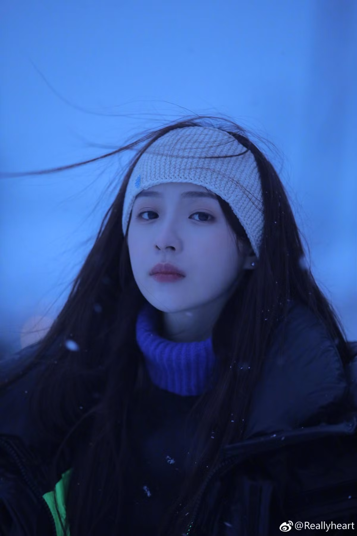 Trước khi bước chân vào làng streamer, cô nàng đã gây ấn tượng mạnh bởi vẻ đẹp mong manh tựa tiên nữ không thua kém minh tinh điện ảnh.