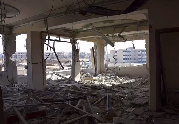 Quan doi Syria giai phong quan Dahiyet al-Assad o tay Aleppo-Hinh-9