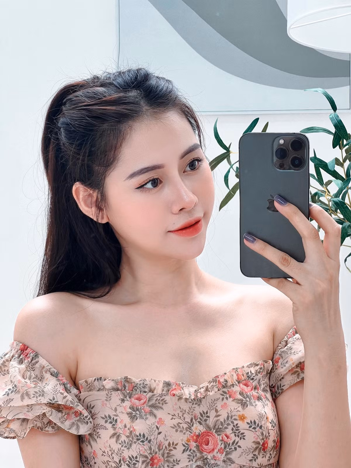 Không hổ danh là người của công chúng, mọi hình ảnh, nhất cử nhất động của "chị Google" đều lập tức nhận về rất nhiều sự chú ý của cư dân mạng.