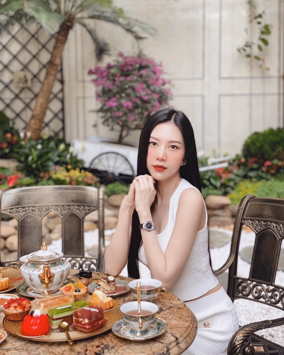 Sắc vóc đẹp không tì vết cũng là điểm nhấn của cô gái này dù là trước đây hay hiện tại. Ảnh: FBNV