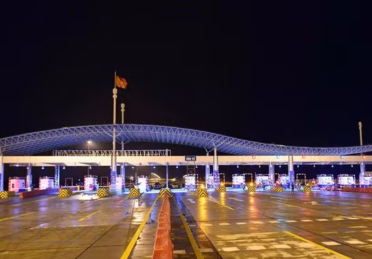 Cao toc Ha Noi - Hai Phong cam xe khong tham gia thu phi dien tu