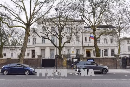 Đại sứ quán Nga tại London, Anh ngày 14/3. Ảnh: THX/TTXVN.