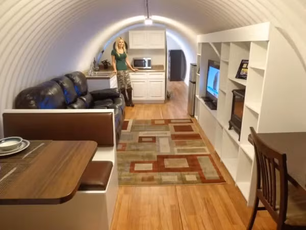 Atlas Survival Shelters gây chú ý khi công bố báo cáo doanh số bán hầm trú ẩn tăng gấp 3 lần kể từ sau đại dịch COVID-19.