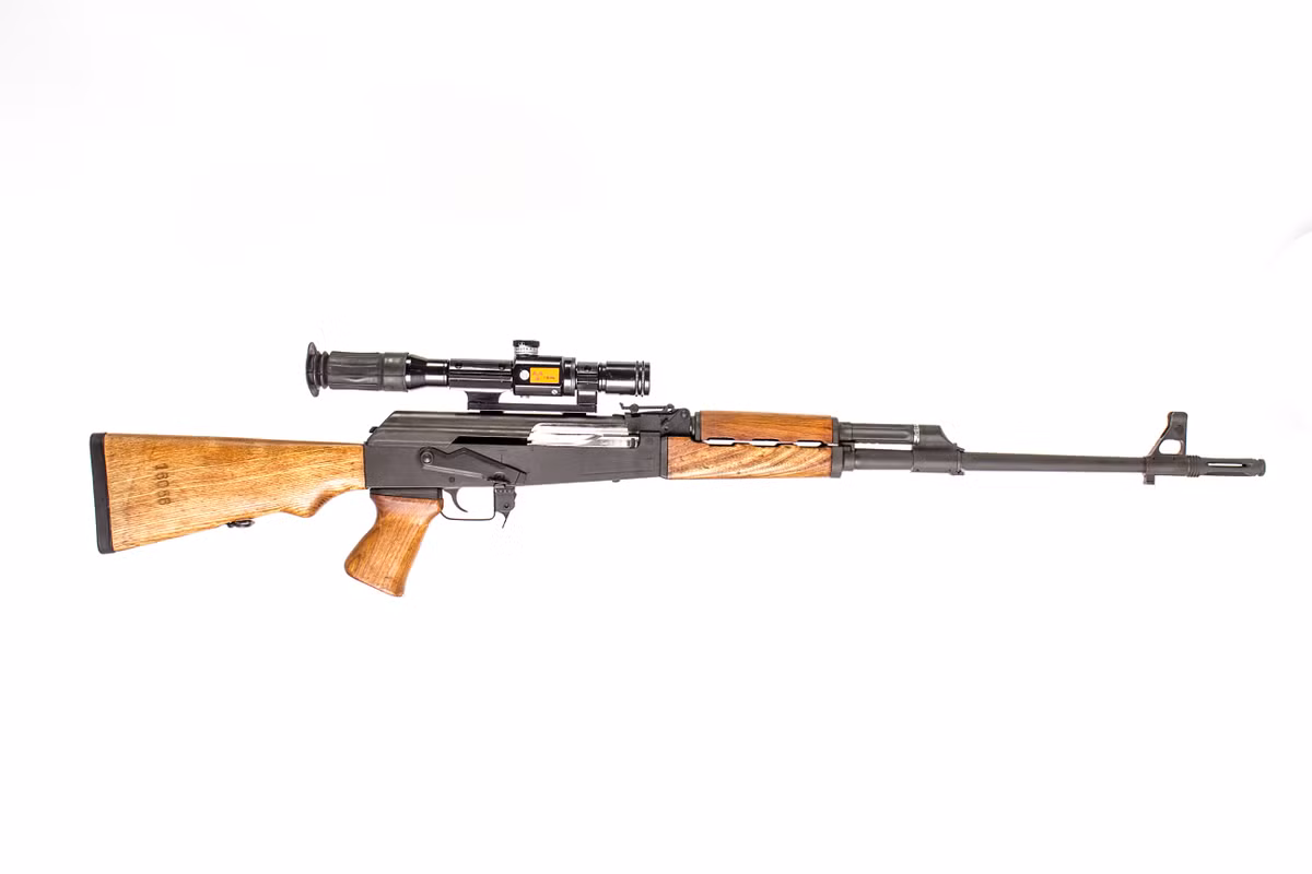 Công ty sản xuất vũ khí Zastava đã cho ra đời khẩu M76 giữa những năm 1970. Ảnh: Military-Today.