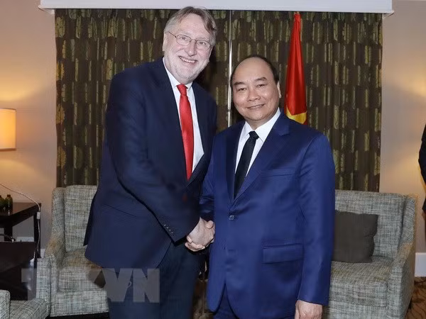 EC de trinh hai hiep dinh thuong mai - dau tu voi Viet Nam
