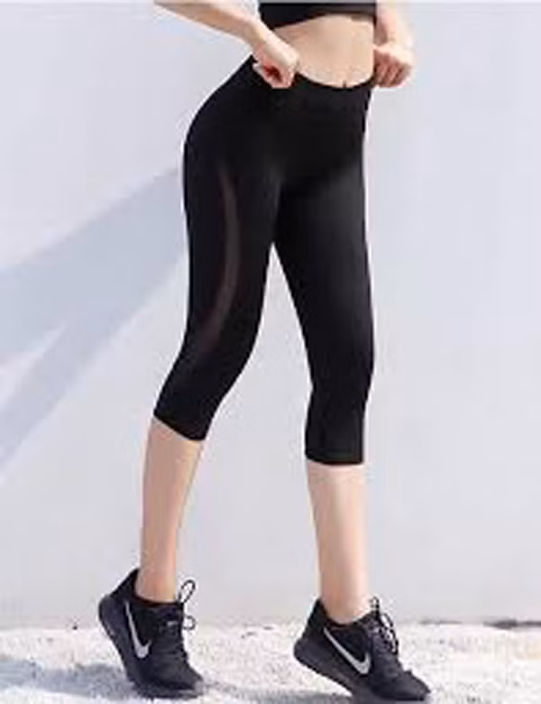 Đây không phải cách phối quần lỗi quá lớn. Tùy vào vóc dáng từng người mà lựa chọn sao cho phù hợp. Các stylist chỉ khuyên những người chân ngắn không nên mặc chúng.