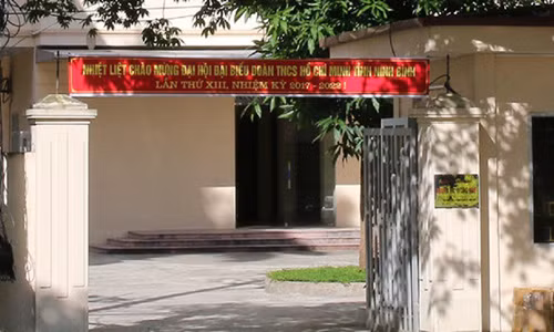 Lo hang loat sai pham cua Giam doc so hanh hung lai xe