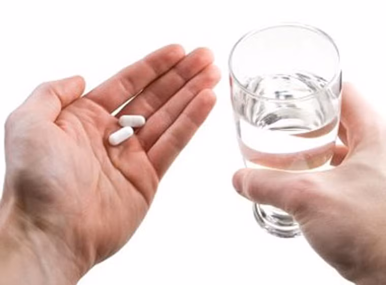 Vì vậy muốn đánh bại căn bệnh, bạn cần tuân theo chỉ định của bác sĩ. Tiến hành uống thuốc, tập luyện đều đặn.