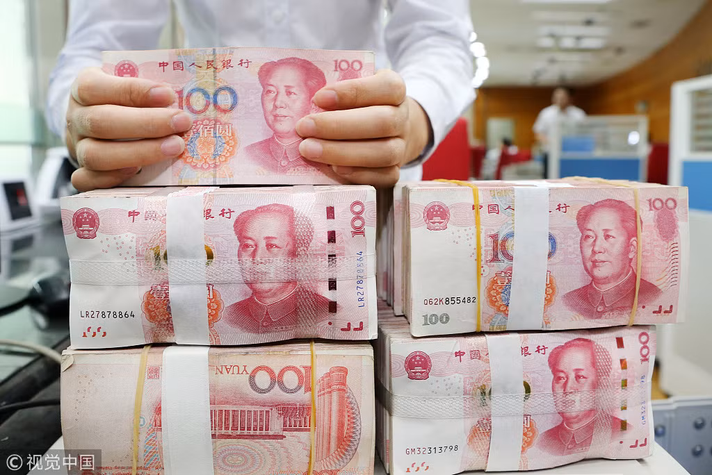 Đây là lần thứ hai Ngân hàng trung ương Trung Quốc cắt giảm lãi suất cho vay trung hạn trong vòng 4 năm qua. Trước đó, PBOC điều chỉnh giảm lãi suất vào tháng 11/2019 đối với các khoản vay MLF kỳ hạn 1 năm 5 điểm cơ bản, từ 3,3% xuống 3,25%.