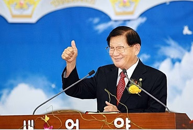Trên thực tế, nhiều trường hợp mắc Covid-19 hiện nay ở Hàn Quốc có liên quan tới các tín đồ của Tân Thiên Địa tại Daegu hoặc những người có liên hệ với họ.