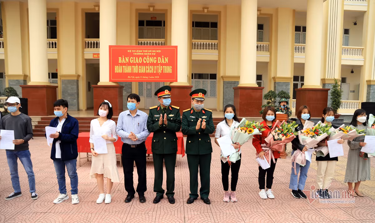Quyen luyen chia tay khu cach ly 'com ngon, thoai mai nho mai khong quen'-Hinh-6