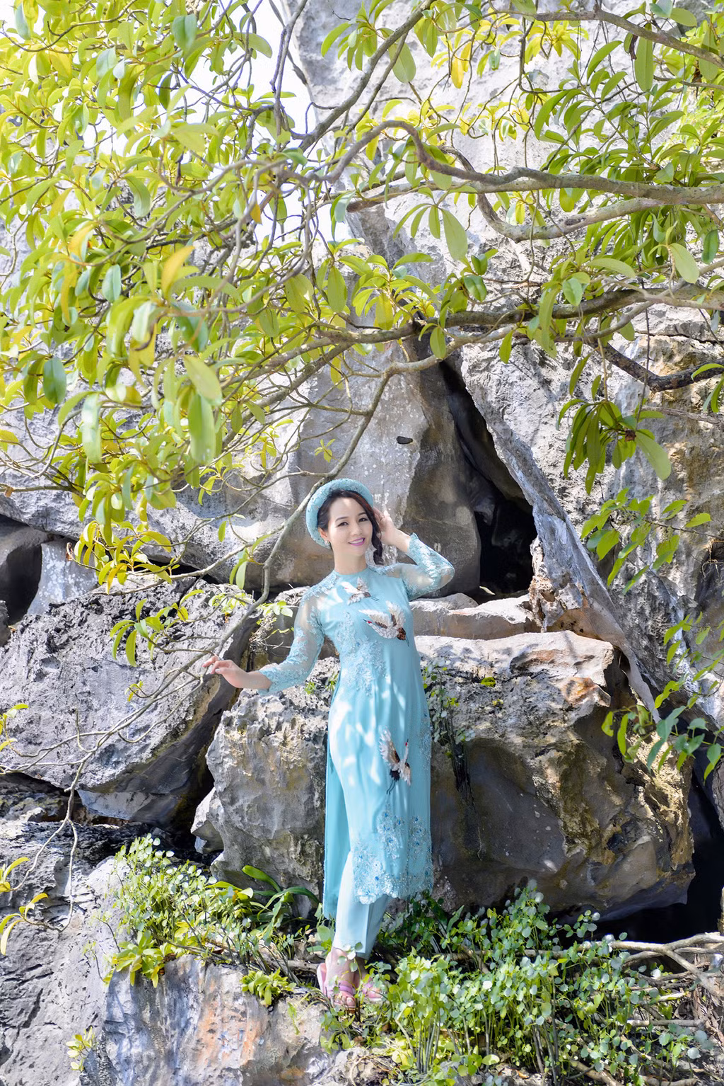 Mai Thu Huyen khoe ve dep tinh khoi tuoi tu tuan