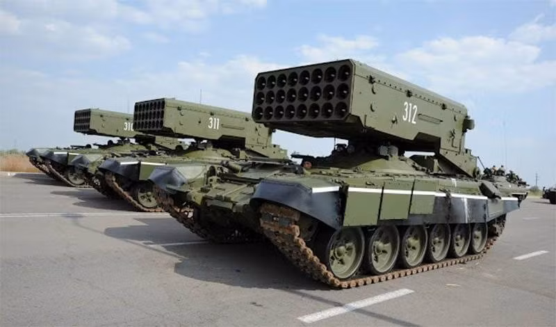 Từ tháng 12/1988-2/1989, việc hai xe TOS-1 được thử nghiệm tại thung lũng Charikarsky và Nam Salang trong chiến dịch "Typhoon", đã gây ra bất ngờ cho phiến quân Afghanistan, giải vây cho đoàn cơ giới Liên Xô đang bị tập kích. Với thời gian triển khai-thu hồi nhanh, cũng như khả năng công kích chính xác mục tiêu khu vực núi đá phức tạp mà không thể công kích bằng hỏa lực không quân hoặc pháo thông thường, TOS-1 nhanh chóng được chấp nhận trang bị trong Quân đội Xô viết.