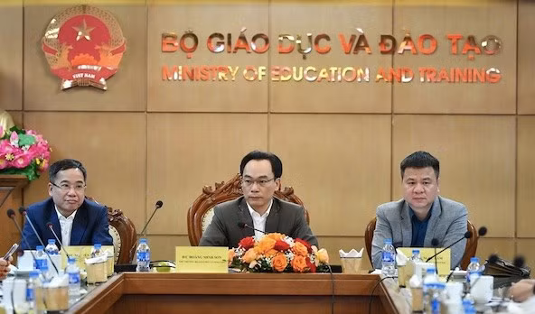 85 tác phẩm xuất sắc nhất giải báo chí “Vì sự nghiệp Giáo dục Việt Nam“ 85 tac pham xuat sac nhat giai bao chi “Vi su nghiep Giao duc Viet Nam“
