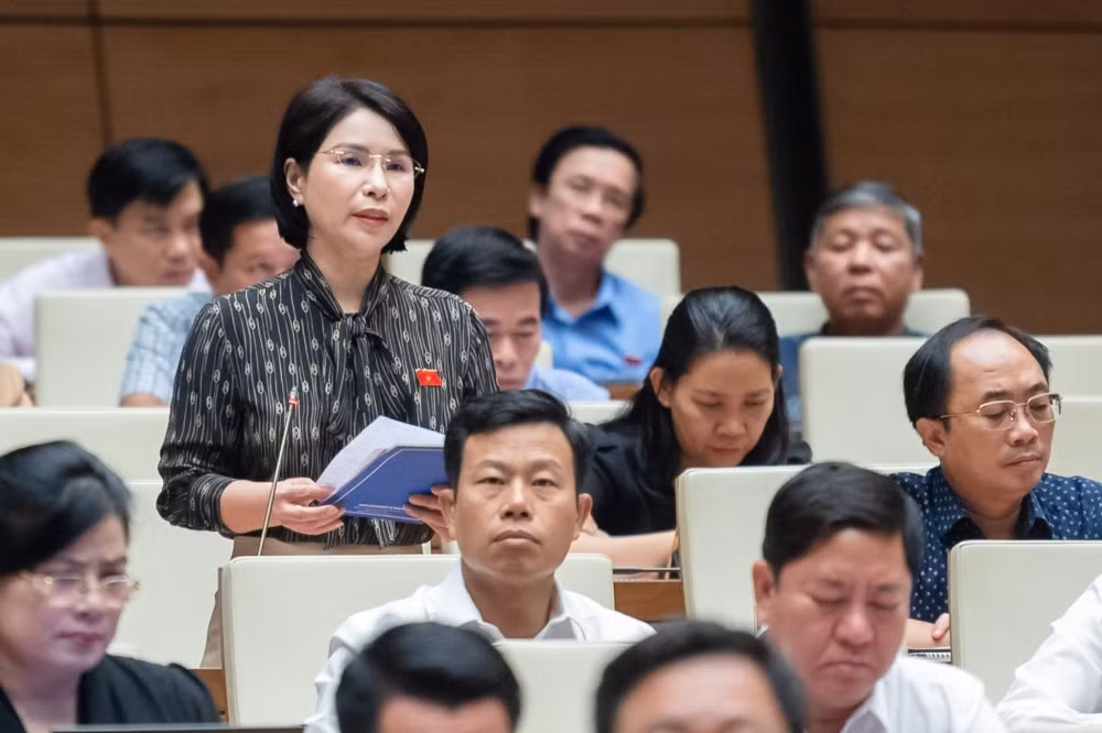 GĐ Sở Y tế Hà Nội: Nhiều vướng mắc trong đấu thầu, mua sắm thiết bị y tế GD So Y te Ha Noi: Nhieu vuong mac trong dau thau, mua sam thiet bi y te