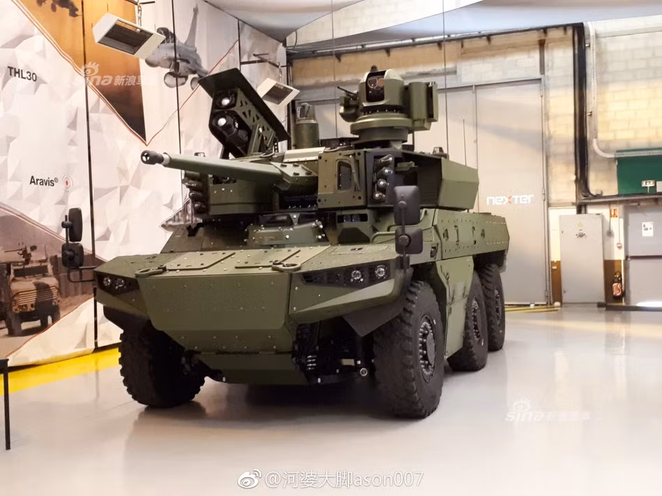 Dự kiến tới năm 2020 tới đây, EBRC Jaguar sẽ chính thức được sản xuất hàng loạt và trang bị vào trong biên chế của Lục quân Pháp. 2020 cũng là cái mốc mà các loại phương tiện chiến đấu như AMX 10 RC và ERC 90 Sagaie của Pháp hết hạn sử dụng và bắt đầu quá trình thải hồi. Nguồn ảnh: Sina.