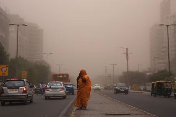 Bão bụi ở New Delhi ngày 2.5