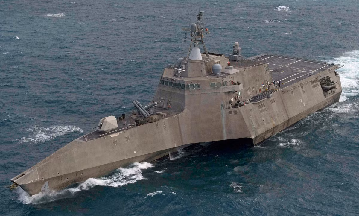 Để đạt được thành tích này, tàu chiến đấu ven bờ USS Coronado phải hoạt động xuất sắc trong nhiều lĩnh vực khác nhau, bao gồm tác chiến biển, sẵn sàng chiến đấu, kiểm soát và chỉ huy, hậu cần, an toàn,... Nguồn ảnh:Gotya.