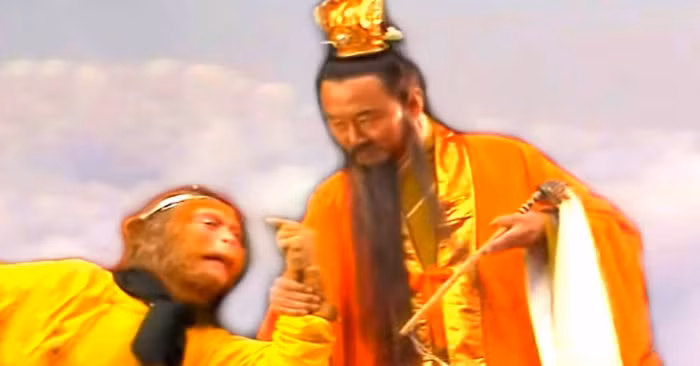 Vị Đại Tiên thấy bốn người biến mất không còn tung tích đâu nữa, liền than rằng: "Con khỉ này từng đại náo thiên cung, quả thật bản lĩnh không tầm thường. Ta không thể dung túng cho nó, tránh ngày sau gây thành họa lớn, trước mắt vẫn là đuổi theo, bắt nó về hỏi tội".