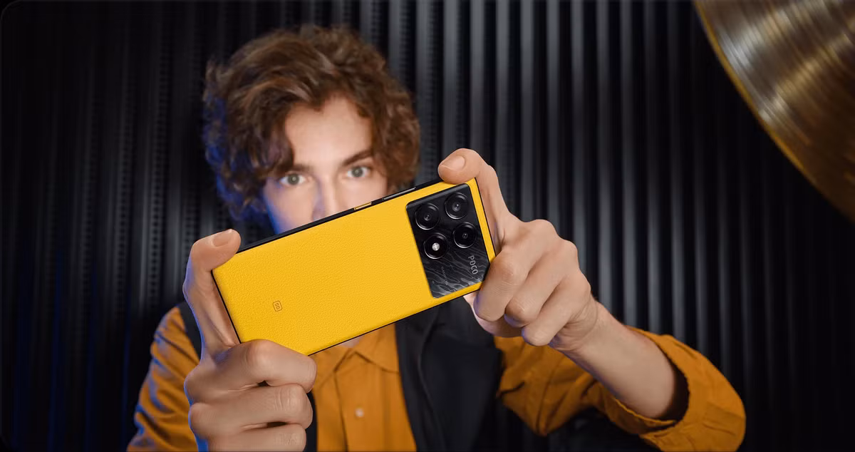 Camera selfie 16MP, hỗ trợ chụp ảnh và gọi video chất lượng cao.(Ảnh: Xiaomi)