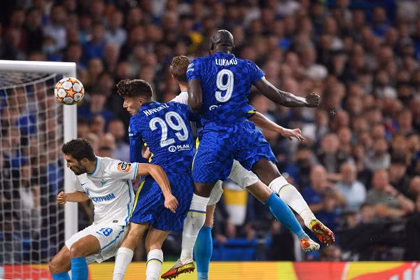 HLV Thomas Tuchel Lukaku da cuu Chelsea