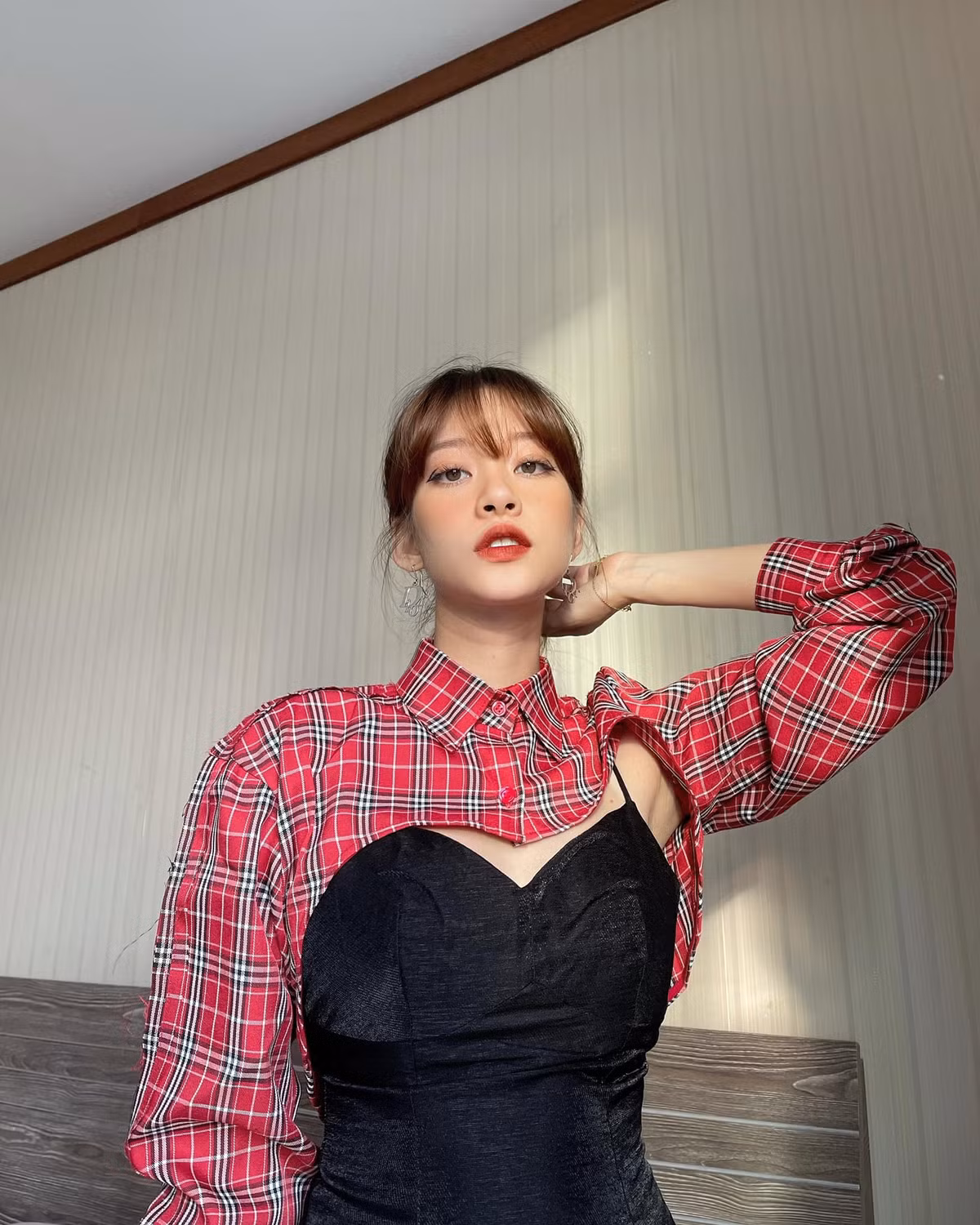 Mai Anh cũng là một hot girl có ngoại hình xinh xắn cùng gu ăn mặc bắt mắt.
