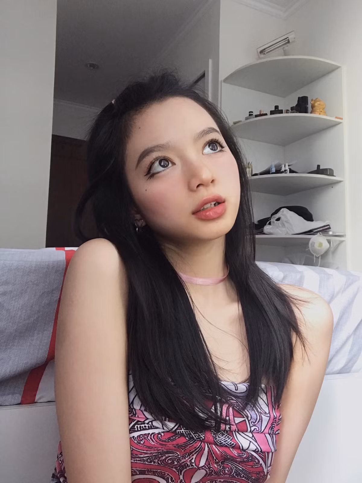 Cô nàng chỉ cao 1m58 nhưng có vóc dáng bốc lửa, gợi cảm không kém hot girl nào.