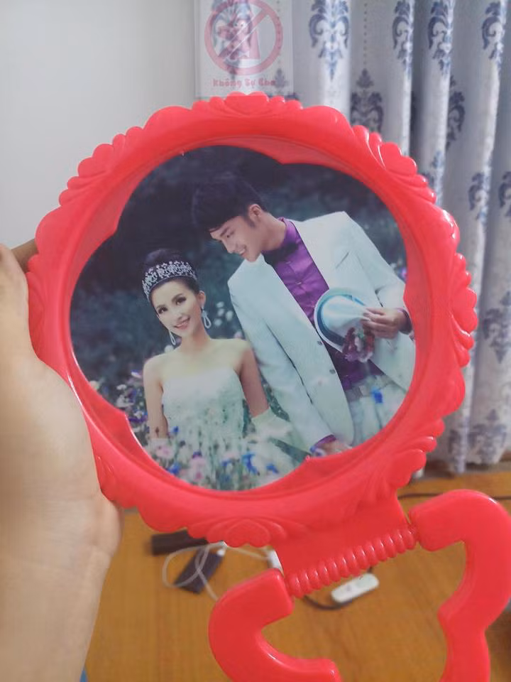 Và quả thật, mỗi lần nhìn thấy hình ảnh về các món đồ thuộc về ký ức ấy, bạn sẽ thấy như cả bầu trời tuổi thơ ùa về.