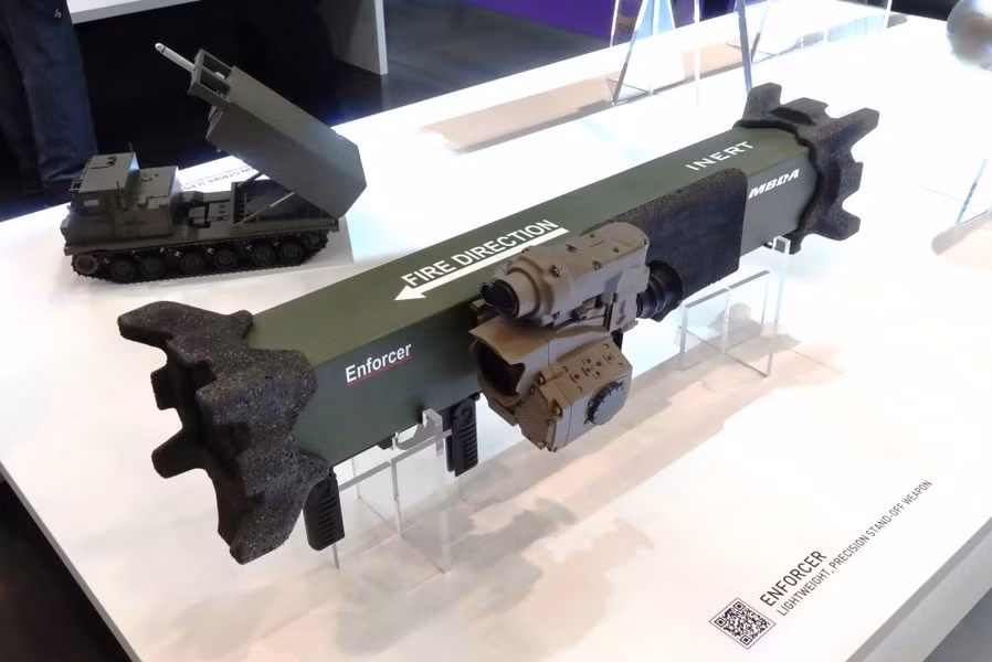Theo thông báo, tên lửa chống UAV đang được phát triển bởi chi nhánh MBDA tại Đức sẽ trở thành vũ khí bổ sung cho hệ thống pháo tự hành phòng không Skyranger, hiện đang được trang bị tên lửa vác vai FIM-92 Stinger của Mỹ.