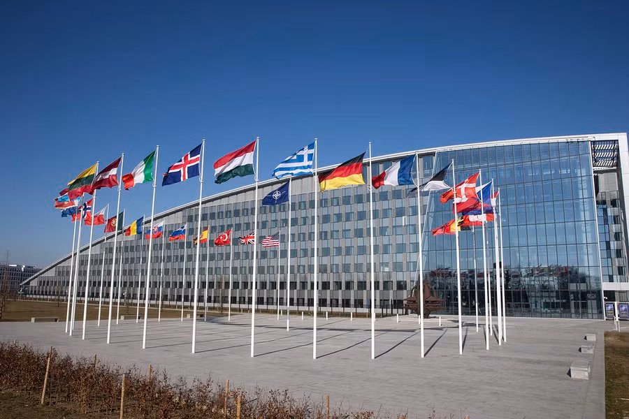 NATO trien khai can cu trong yeu cach bien gioi Nga chi 140 km-Hinh-4