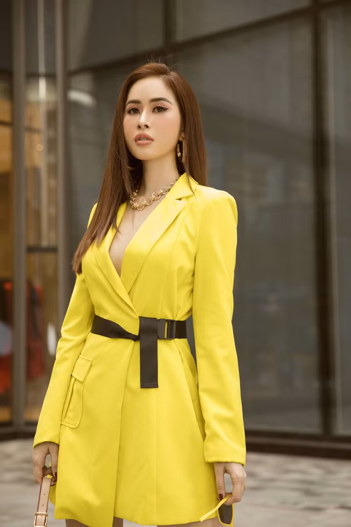 Mỹ nhân này thường xuyên diện các thiết kế không nội y cực táo bạo khoe vòng một đầy đặn. Ảnh: Internet.