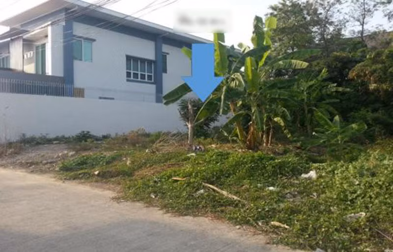 Luong 12 trieu/thang: Vay 300 trieu xay nha, khon don ban het tra no