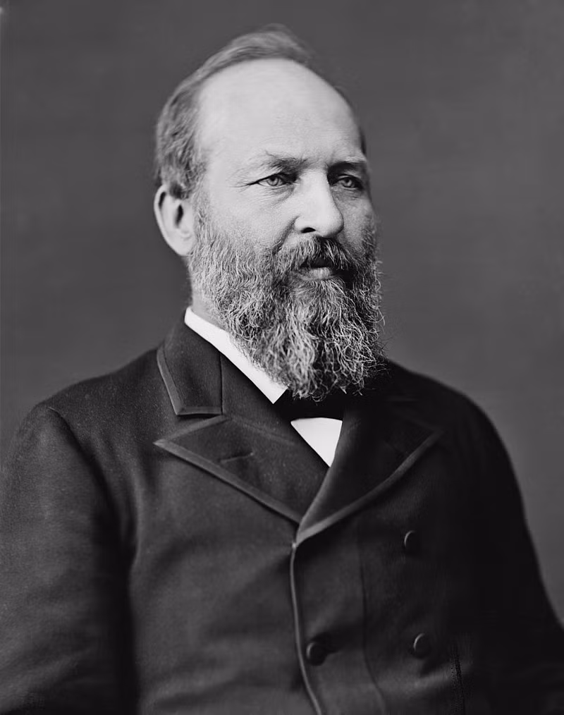 Ngày 2/7/1881, Tổng thống thứ 20 của Mỹ James Garfield bị ám sát tại nhà ga Baltimore and Potomac ở thủ đô Washington DC. Ông qua đời vì chấn thương vào ngày 19/9/1881, tức 11 tuần sau khi bị bắn.