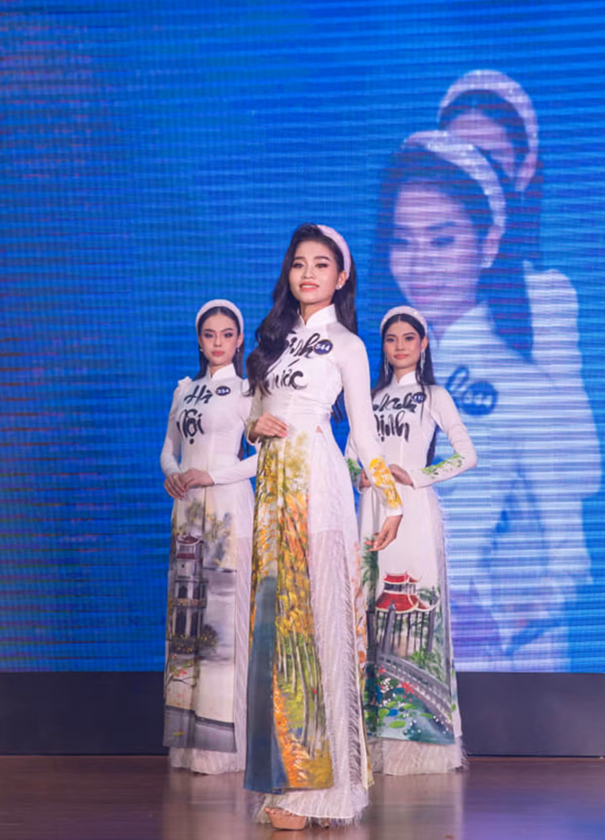 Bích Thủy quan tâm đặc biệt đến trẻ em dân tộc thiểu số. Người đẹp mong muốn hỗ trợ cho các em nhỏ kinh phí để có thể mua xe đạp, giúp con đường đến trường dễ dàng hơn.