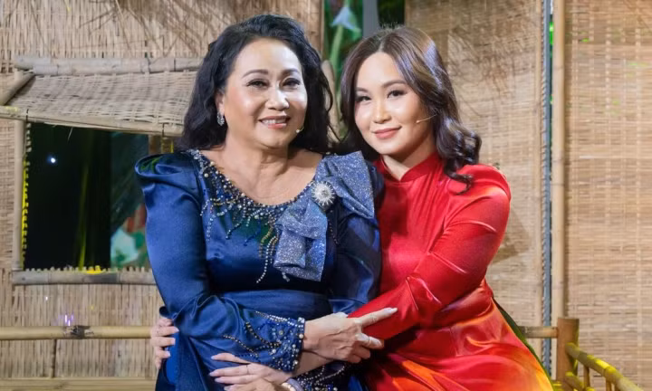 Con gai nghe si Thanh Hang: Song o nuoc ngoai nhung muon noi nghiep me