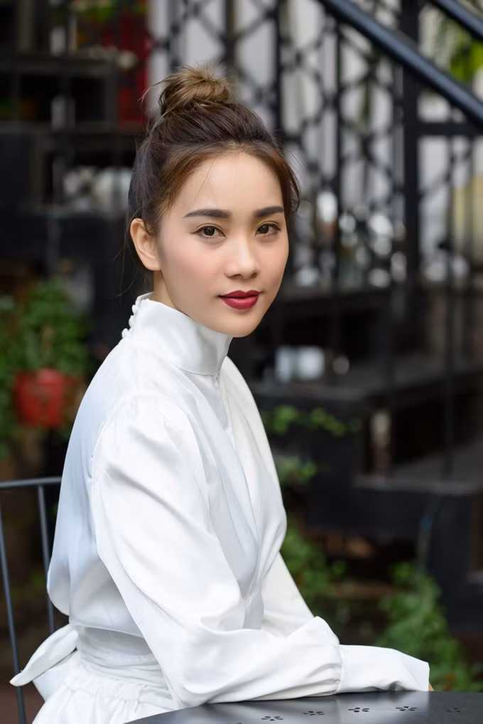 Tu vu Pham Lich thay camera trong phong tam khach san: 5 cach phat hien