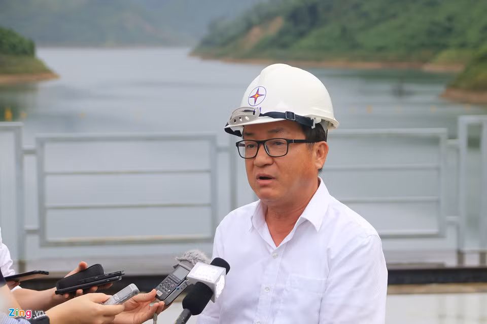 Nghịch lý Đà Nẵng, Quảng Nam ngập nặng nhưng thủy điện khô cạn - Hình 11 Nghich ly Da Nang, Quang Nam ngap nang nhung thuy dien kho can-Hinh-11