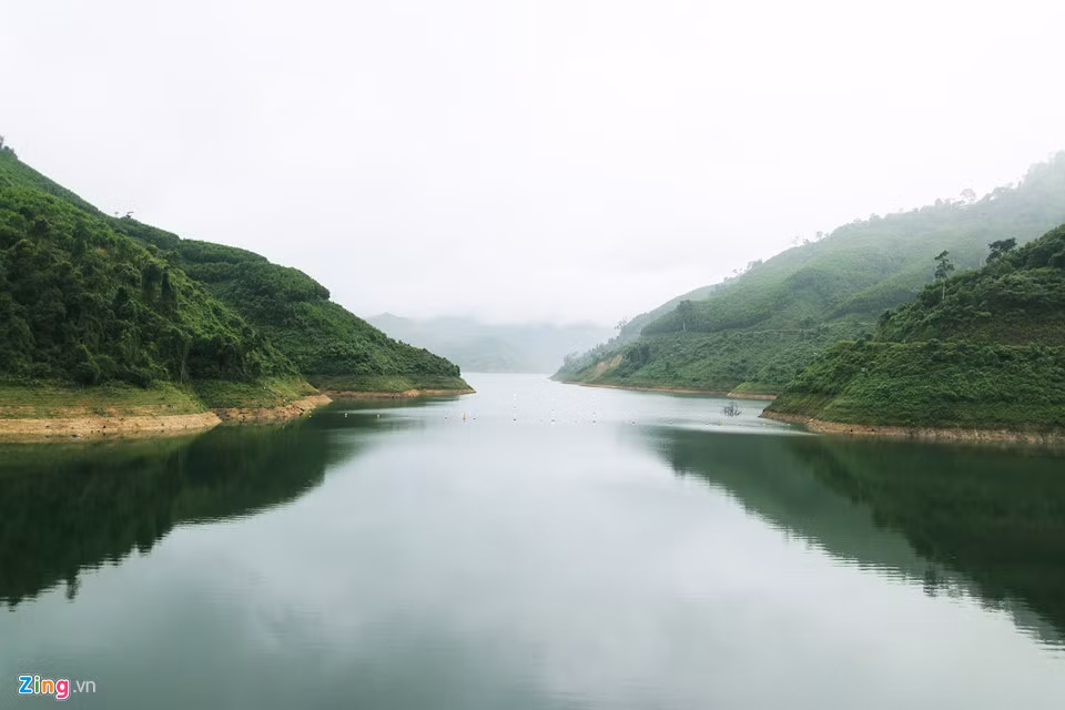 Nghịch lý Đà Nẵng, Quảng Nam ngập nặng nhưng thủy điện khô cạn - Hình 12 Nghich ly Da Nang, Quang Nam ngap nang nhung thuy dien kho can-Hinh-12