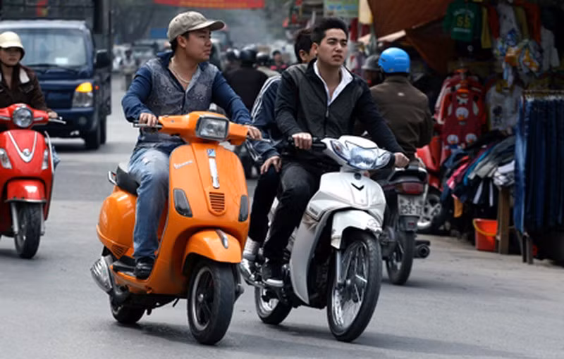 Những người thích đi xe máy tháo gương sẽ nghĩ lại khi biết điều này - Hình 4 Nhung nguoi thich di xe may thao guong se nghi lai khi biet dieu nay-Hinh-4