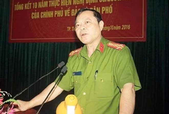  Cựu Trưởng công an TP Thanh Hóa bị truy tố tội nhận hối lộ: Ngày 26/12/2019, VKSND Tối cao ban hành cáo trạng truy tố bị can Nguyễn Chí Phương (58 tuổi) về tội Nhận hối lộ. Trước đó, ngày 23/1/2019, Bộ trưởng Công an đã ra quyết định kỷ luật ông Phương bằng hình thức tước danh hiệu Công an Nhân dân. Theo cáo trạng, ông Phương là Trưởng công an, Thủ trưởng Cơ quan Cảnh sát điều tra Công an TP Thanh Hóa (tỉnh Thanh Hóa). 