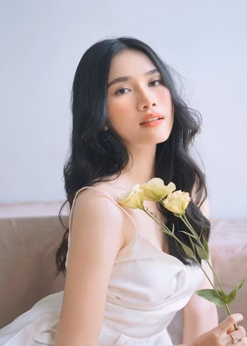Cuộc thi Miss International 2021 - Hoa hậu Quốc tế 2021 đã bị hủy do dịch COVID-19. Nhiều khán giả cho rằng đây sẽ là cơ hội giúp Phương Anh có thêm thời gian trau dồi kỹ năng để “mang chuông đi đánh xứ người”.