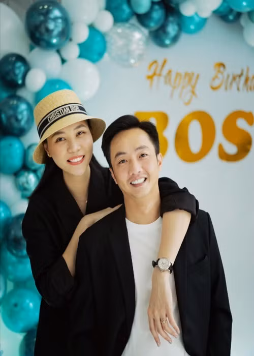 Cường Đô la ngày càng phong độ. Nhiều người cho rằng hôn nhân êm ấm bên Đàm Thu Trang là lý do anh ngày càng điển trai.