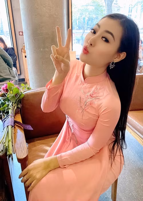 Khi Thanh Hương bận rộn, ông xã của cô sẵn sàng làm việc nhà, chăm sóc các con.