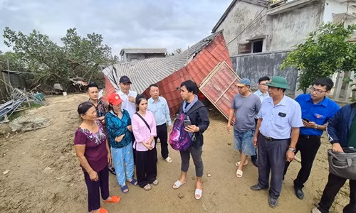 Vi sao MC Quyen Linh lam tu thien duoc ba Phuong Hang khen ngoi?-Hinh-2