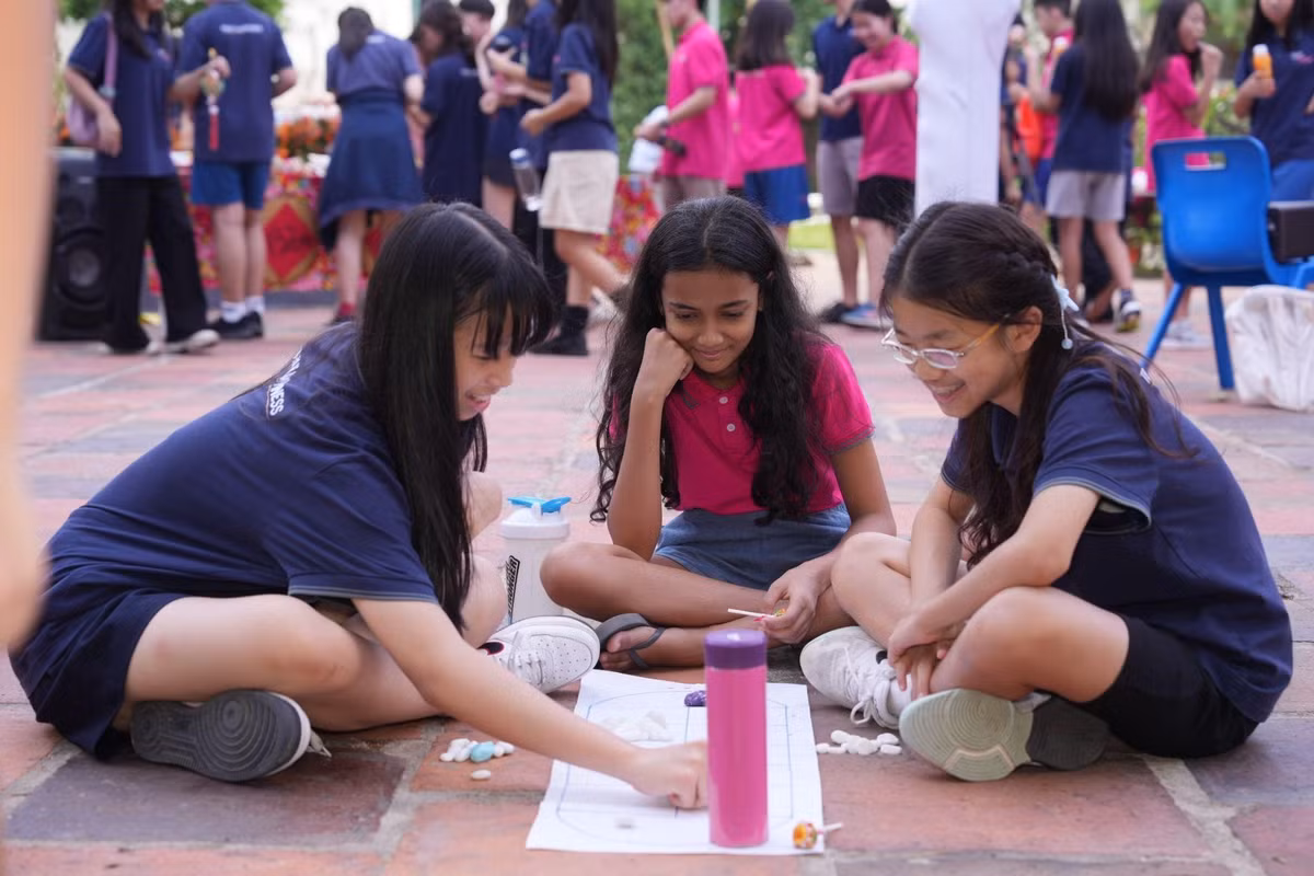TH School: Lan toa tinh hoa van hoa Viet toi cong dong quoc te-Hinh-5