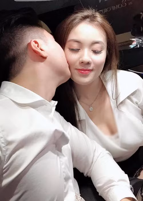 Nam diễn viên lại cho biết, video “bắt ghen” được Hà My đăng tải bị cắt ghép, cũng như câu chuyện vợ cũ bị sảy thai là không đúng sự thật.