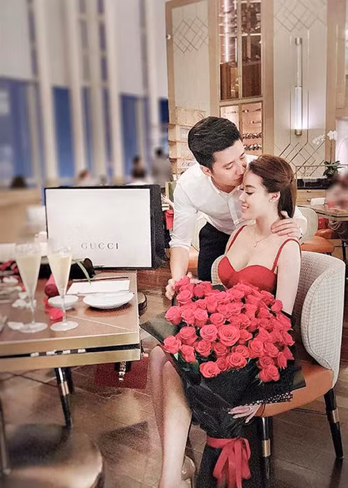 Không chịu thua, Hà My tuyên bố sẽ nhờ pháp luật can thiệp. Hiện tại, ồn ào giữa Trọng Hưng và Âu Hà My khiến dư luận ngán ngẩm cặp đôi một thời này.