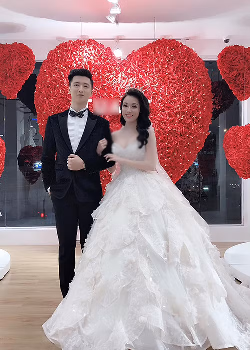 Hôn nhân giữa Trọng Hưng và Âu Hà My chưa tròn 1 năm thì đã tan vỡ. Điều đáng nói, hai người đang lời qua tiếng lại. Ảnh: Đất Việt